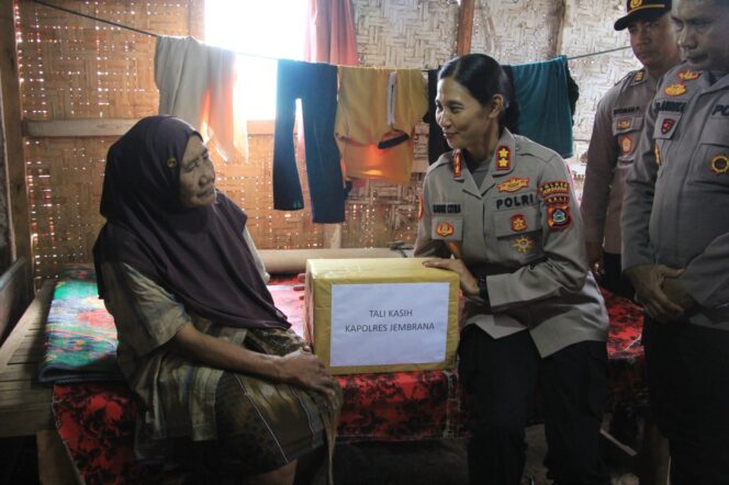 
 Polres Jembrana Hadir di Tengah Warga, Wujudkan Kepedulian Melalui Program Minggu Kasih