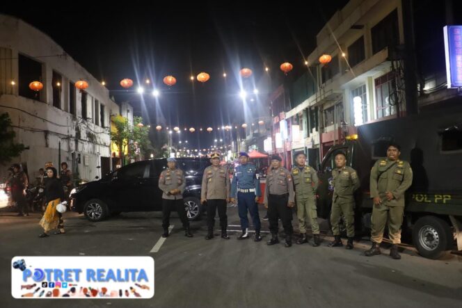 
 Polres Pelabuhan Tanjung Perak Gelar Patroli Stasioner Cipta Kondisi, Pastikan Surabaya Utara Aman