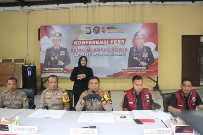 
 Gara-Gara Hutang Rp22 Juta, Pria di Sidoarjo Bunuh Rekan Bisnis dan Buang Jasadnya
