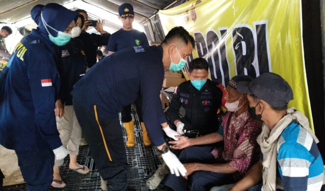 
 Nakes Polri Buka Layanan Kesehatan Gratis bagi Korban Banjir di Aceh Tamiang