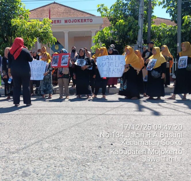 
 Warga Desa Kaligoro Tuntut PN Mojokerto Tegakkan Keadilan Atas Kematian M. Alfan