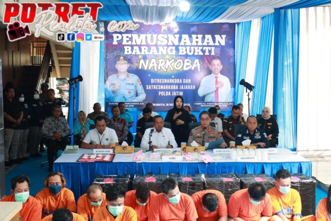 
 Polda Jatim Musnahkan 9,3 Kg Sabu dan Ekstasi, Ungkap 5.924 Kasus Narkoba Sepanjang 2025
