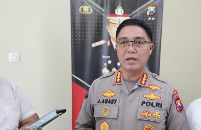
 Jelang Nataru, Polda Jatim Kedepankan Pengamanan Humanis melalui Operasi Lilin Semeru
