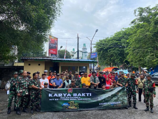 
 HUT ke-1 Kodim 0830/Surabaya, TNI–Polri–Pemkot dan Warga Gelar Kerja Bakti di Kapasan