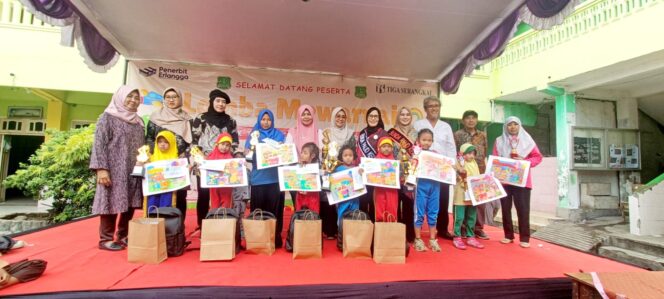 
 Lewat Seni, SD Ghufron Faqih Dorong Keberanian dan Kreativitas Anak TK-B