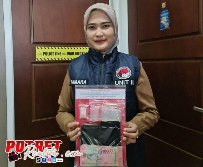 
 Pemasok Muda Jadi Otak Jaringan Sabu Lintas Kota, Polisi Amankan 7,9 Gram Barang Bukti