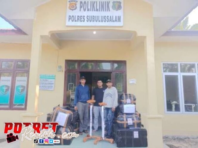 
 Dukung Kesiapsiagaan Kesehatan, Polri Kirim Obat dan Vaksin ke Aceh Barat