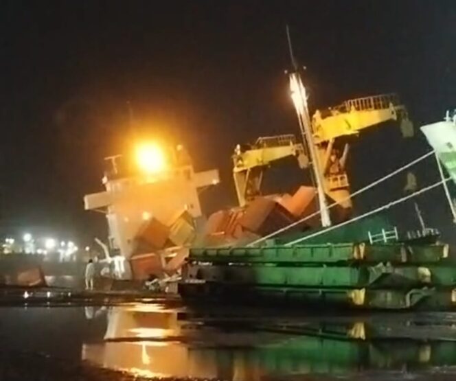 
 Insiden Bongkar Muat di Dermaga Jamrud Selatan, Kapal Pacific 88 Miring dan Telan Korban Jiwa