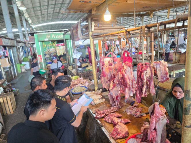 
 Polres Gresik Pantau Bapokting Jelang Ramadhan, Harga Cabai Rawit Dipengaruhi Cuaca