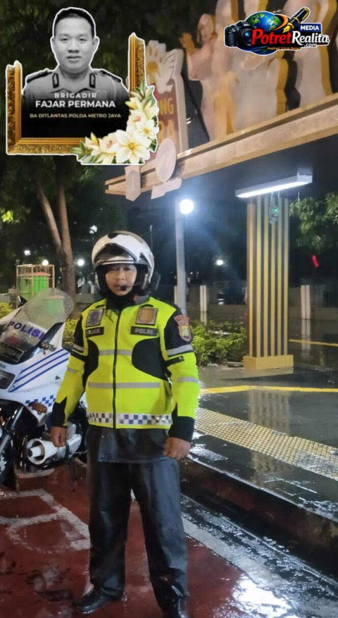 
 Pengabdian Terakhir di Hari Raya, Brigadir Fajar Meninggal Usai Tugas Pengamanan