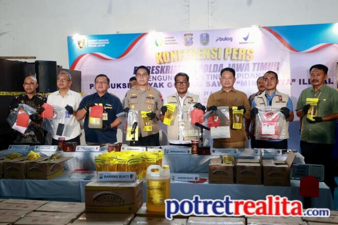 
 Terungkap! Produsen MinyaKita di Sidoarjo Sunat Isi Kemasan 5 Liter, Raup Untung Puluhan Juta