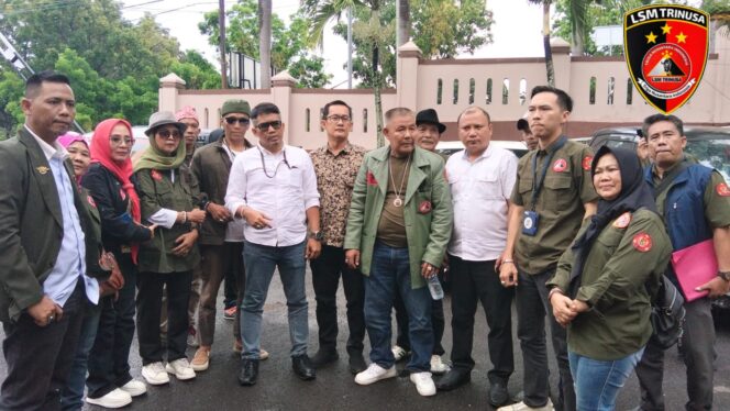
 SDN Pamulihan & SMK Nurul Huda Gugat LSM Trinusa ke PN Kalianda, Ferdy Saputra : Itu Intimidasi, Kami Siap Hadapi!