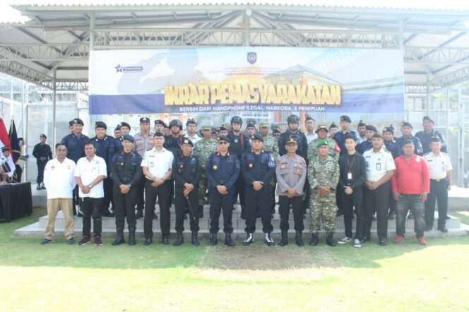 
 Rutan Kelas I Surabaya Gelar “Ikrar Pemasyarakatan”, Tegaskan Komitmen Bersih dari Narkoba dan HP Ilegal