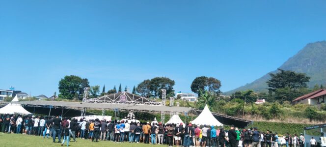 
 SMM Cetak Sejarah! Anniversary Ke-6 Hadirkan Lomba Murai Batu Bertiket Rp50 Juta, Termahal di Indonesia