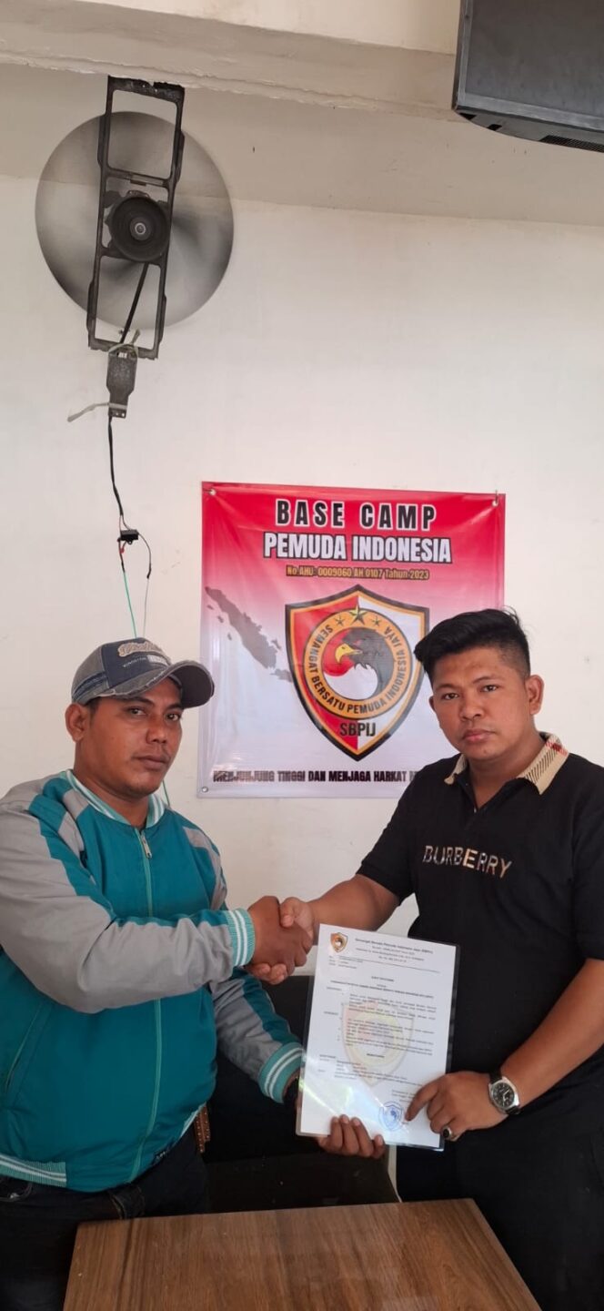
 Imam Arifin Resmi Dilantik Sebagai Ketua Jawa Timur LSM Pemuda Indonesia