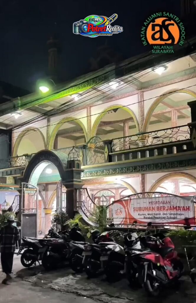 
 IASS Surabaya Gelar Kesadaran Subuhan Berjamaah, Perkuat Ukhuwah dan Silaturahmi Alumni Sidogiri