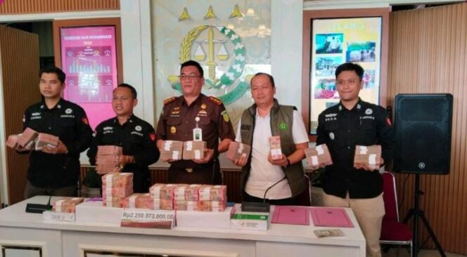 
 Kejari Kabupaten Pasuruan Pulihkan Rp2,25 Miliar Kerugian Negara dari Perkara Korupsi Dana PKBM
