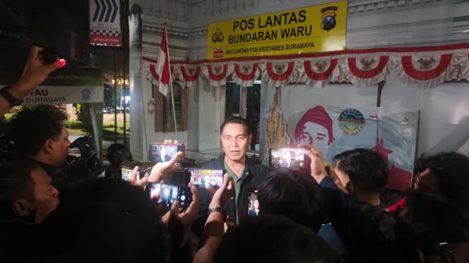 
 Usut Insiden Pos Lantas Margorejo dan Cito, Polrestabes Surabaya Amankan Seorang Pria