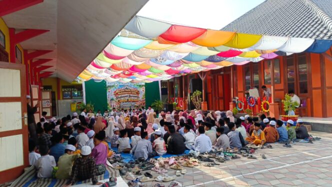 
 Tanamkan Keteladanan Rasulullah, UPTD Blega 1 Launching Banjari Al Mustofa